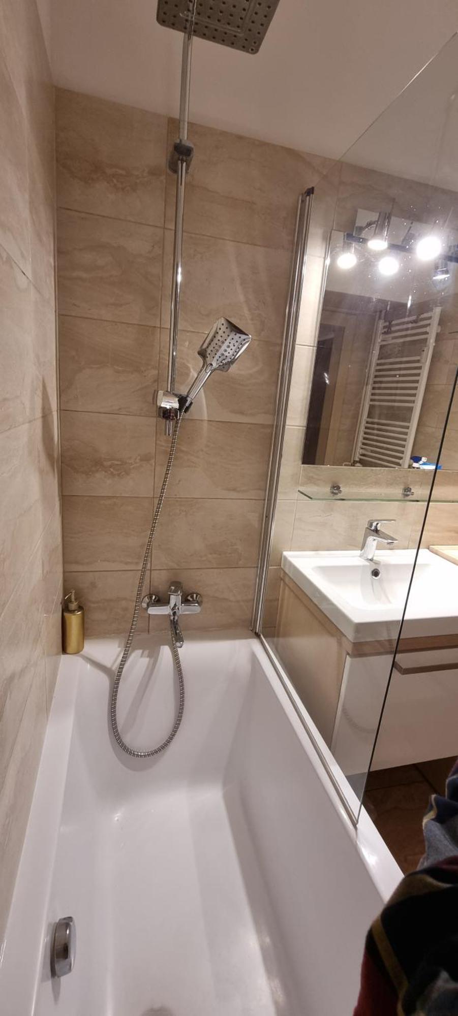 Huge Apartment Next To Train Station Close To The City Center Bratislava Eksteriør billede