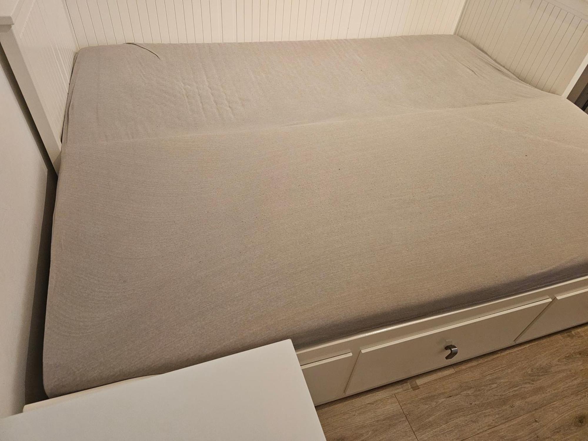 Huge Apartment Next To Train Station Close To The City Center Bratislava Eksteriør billede