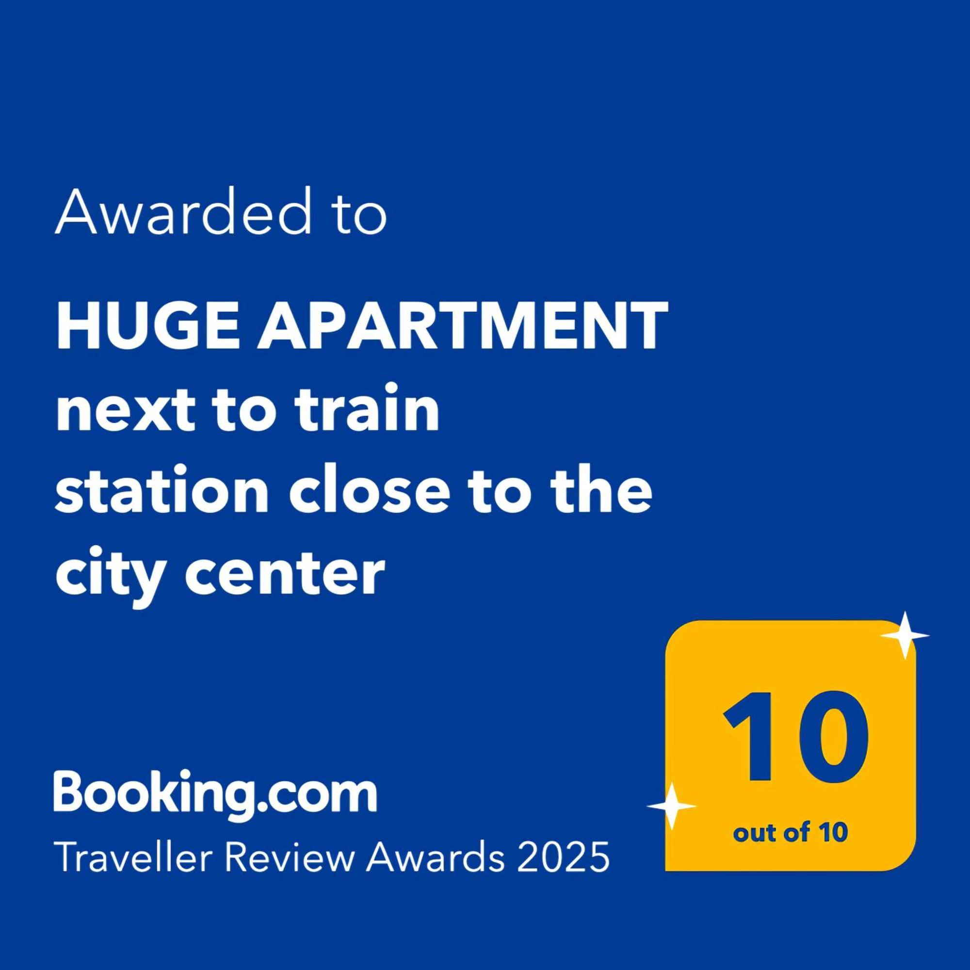 Huge Apartment Next To Train Station Close To The City Center Bratislava Eksteriør billede